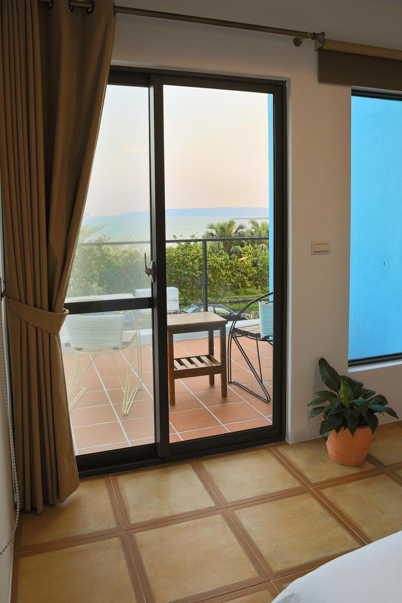 永勝客棧 Bed and Breakfast Manzhou Rum bild